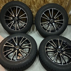 スタッドレス　17インチ　ダンロップ　215/60R17の画像