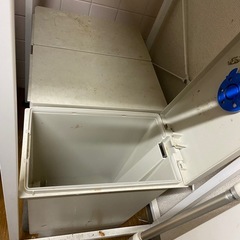 ⭐︎早い者勝ち⭐︎　レンジ台、ゴミ箱セットの画像