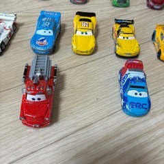 トミカ　カーズ
の画像