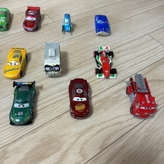トミカ　カーズ
の画像