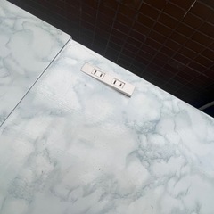 定価約4万 リメイクシート付き 真っ白 ホワイト 姫系 大理石 ロフトベッド 階段付き 2段ベッド 勉強机 コンセント ベッドフレームの画像