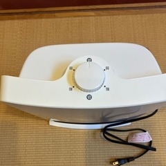 山善　セラミックファンヒーターの画像