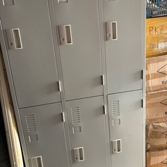 6人ロッカーの画像