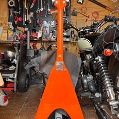 《お取引き中》フライングVタイプ エレキギター 難有りの画像