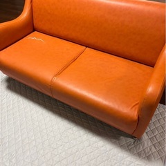 2人掛けソファーの画像