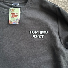 トム&ジェリーのトレーナーLサイズの画像