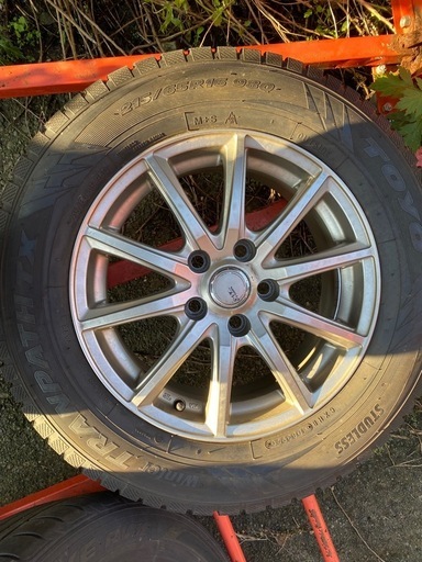 215/65/R15スタットレスアルミタイヤ