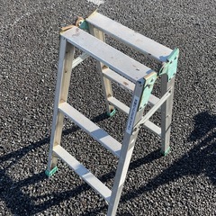 3段　アルミ製　ハシゴの画像