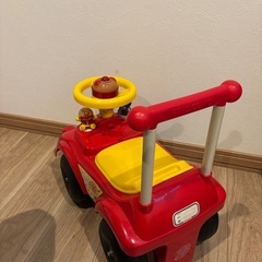 アンパンマンカー　手押し車
の画像