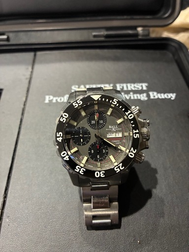 BALL WATCH エンジニアハイドロカーボン ネドゥ　自動巻きクロノグラフ
