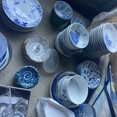 食器、酒器、グラス、大皿等多数有りの画像