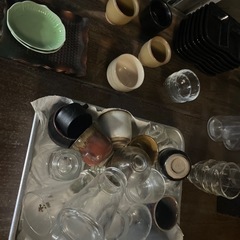 食器、酒器、グラス、大皿等多数有りの画像