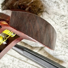 中棹三本継三味線 紫檀・紅木・丸打胴・東さわり・鼈甲撥・樹脂撥付きの画像