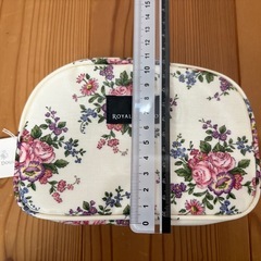 ROYAL DOULTON ポーチの画像
