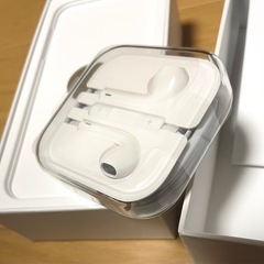 新品未使用　iPhone イヤホンの画像