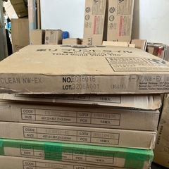 TOLI 東リ複層ビニル床タイルイークリンNW-EXフロア材グレー14枚入未使用の画像