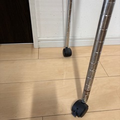 交渉中スチールラック2個の画像