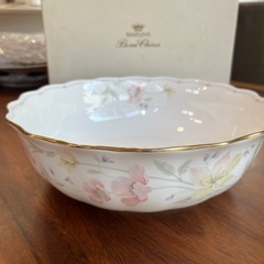 ナルミ 23cm サラダボールの画像