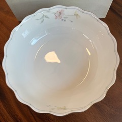 ナルミ 23cm サラダボールの画像