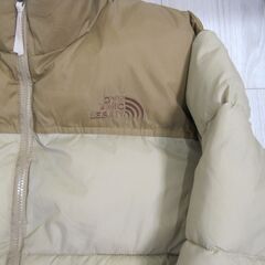 未使用品　JINGPIN７００モデル　ダウンジャケット　ライトブラウン　メンズMサイズ　レデイーズＬサイズとなりますの画像