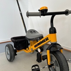 HUMMERキッズ三輪車の画像