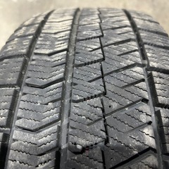 お話し中　ブリヂストン　vrx2スタッドレス　215/60r16 4本　冬タイヤの画像
