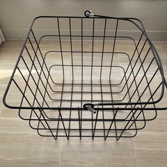 ワイヤーバスケット かご　カゴの画像