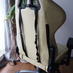 【中古】RAKU ゲーミングチェアの画像