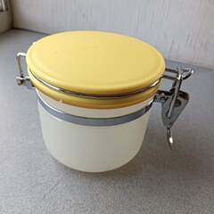 未使用の密閉容器ですの画像