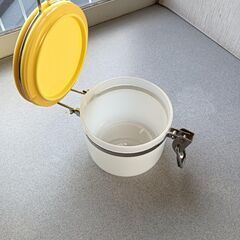 未使用の密閉容器ですの画像