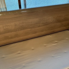 マットレス付きダブルベッド （140cm×200cm)の画像