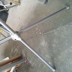 洗濯干しに便利です「物干し竿付き」の画像