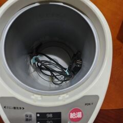 タイガーマイコン電動ポット　3.0Lの画像