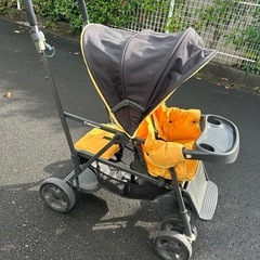 折りたたみ2人乗りベビーカー 黄色と黒　『引き取り限定』の画像