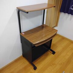 パソコンデスク　ゲーミングデスク　２段式　キャスター付きの画像