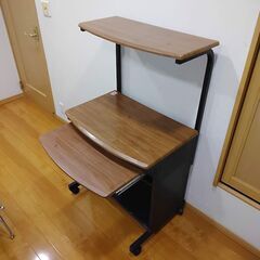 パソコンデスク　ゲーミングデスク　２段式　キャスター付きの画像