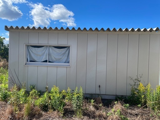 プレハブ（取り引き中）