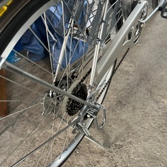 自転車　27インチ　6段切替　オートライトの画像