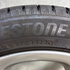 購入者決まりました　スタッドレス　215/50R17 VRX3の画像