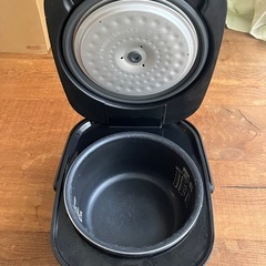 炊飯器の画像