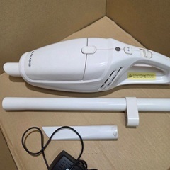 充電式ハンディ★クリーナー　の画像