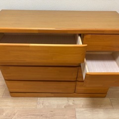 木製たんすの画像
