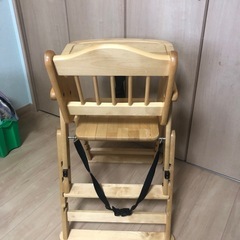 折りたたみ式　ハイローチェアの画像
