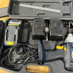 12V インパクトドライバー　バッテリージャンクの画像