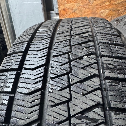 バリ山　BRIDGESTONE ブリヂストン　ブリジストン　VRX2 205/55R16 スタッドレス　タイヤ　2021年製　16インチ