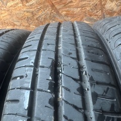 バリ山　DUNLOP ダンロップ　EC204 175/65R15 夏タイヤ　2020年製　15インチの画像