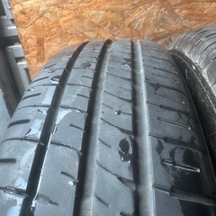 バリ山　DUNLOP ダンロップ　EC204 175/65R15 夏タイヤ　2020年製　15インチの画像