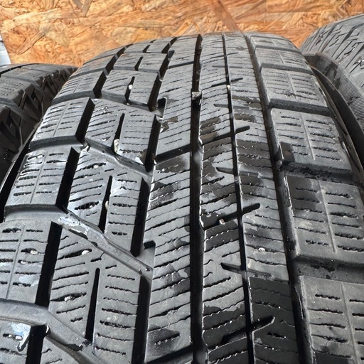 バリ山　YOKOHAMA ヨコハマ　IG60 195/65R15 スタッドレス　タイヤ　2022年製　15インチ