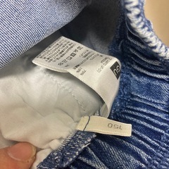 BOYS NIKEフードトップスとGUのデニム150の画像