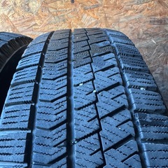 BRIDGESTONE VRX2 195/65R15 スタッドレス　タイヤ　2019年製　15インチの画像